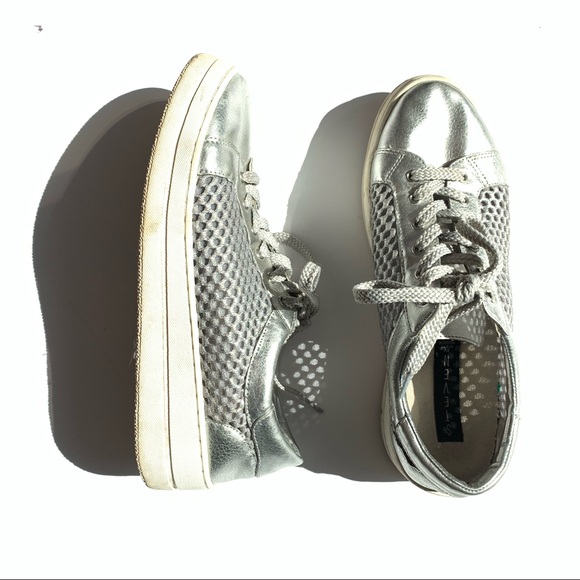 Silver metallic sneakers - Picture 2 of 4